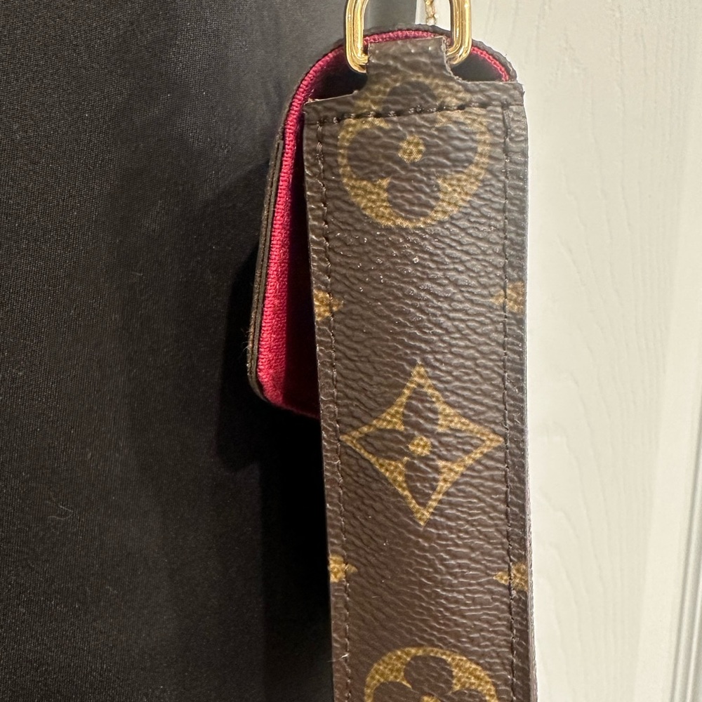 LOUIS VUITTON FELICIE CROSSBODY *AUTHENTIC*